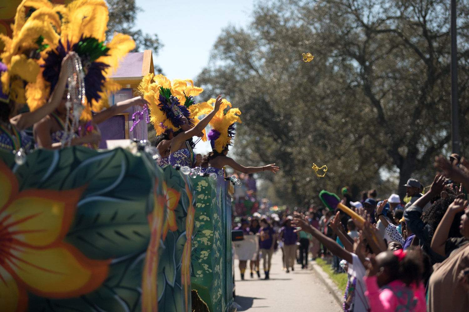Krewe of NOMTOC 2017 rolls in Algiers: See Mardi Gras parade photos